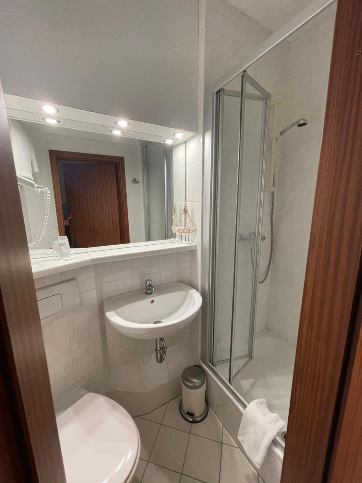 Hotel Hanseatic Lübeck Buitenkant foto
