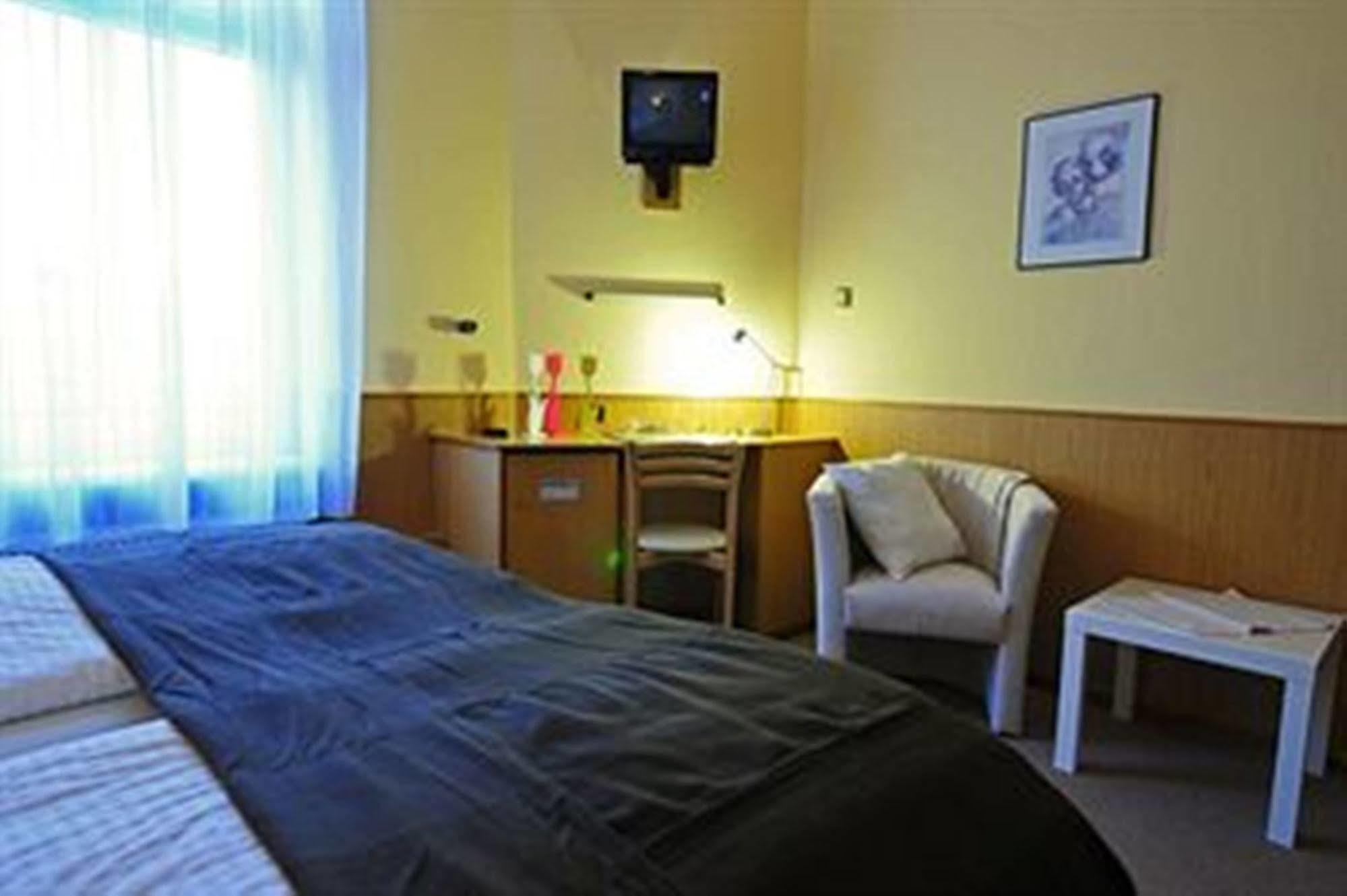Hotel Hanseatic Lübeck Buitenkant foto